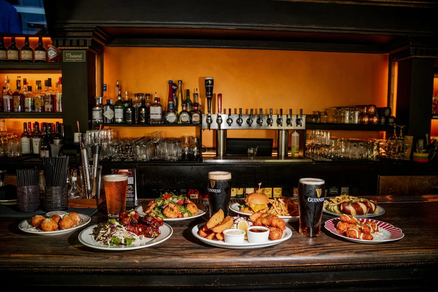 Gibsons Irish Pub business photo