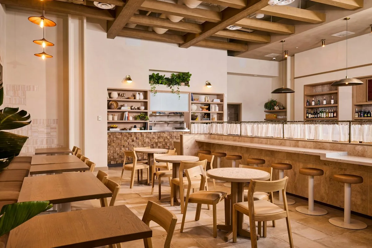 Sipeos Restaurant & Bar, business photo 4